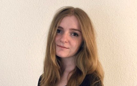 Portrait of Linda Messerli, Studentin BSc International Management