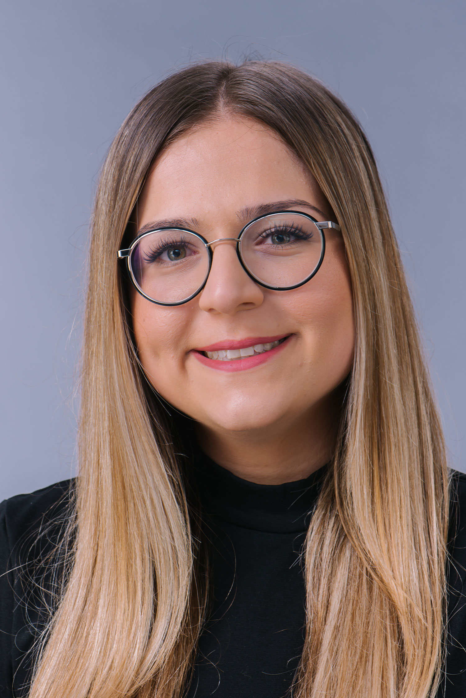 Portrait of Ümmühan Korucu, Alumna BSc Business Administration (International Management) FHNW