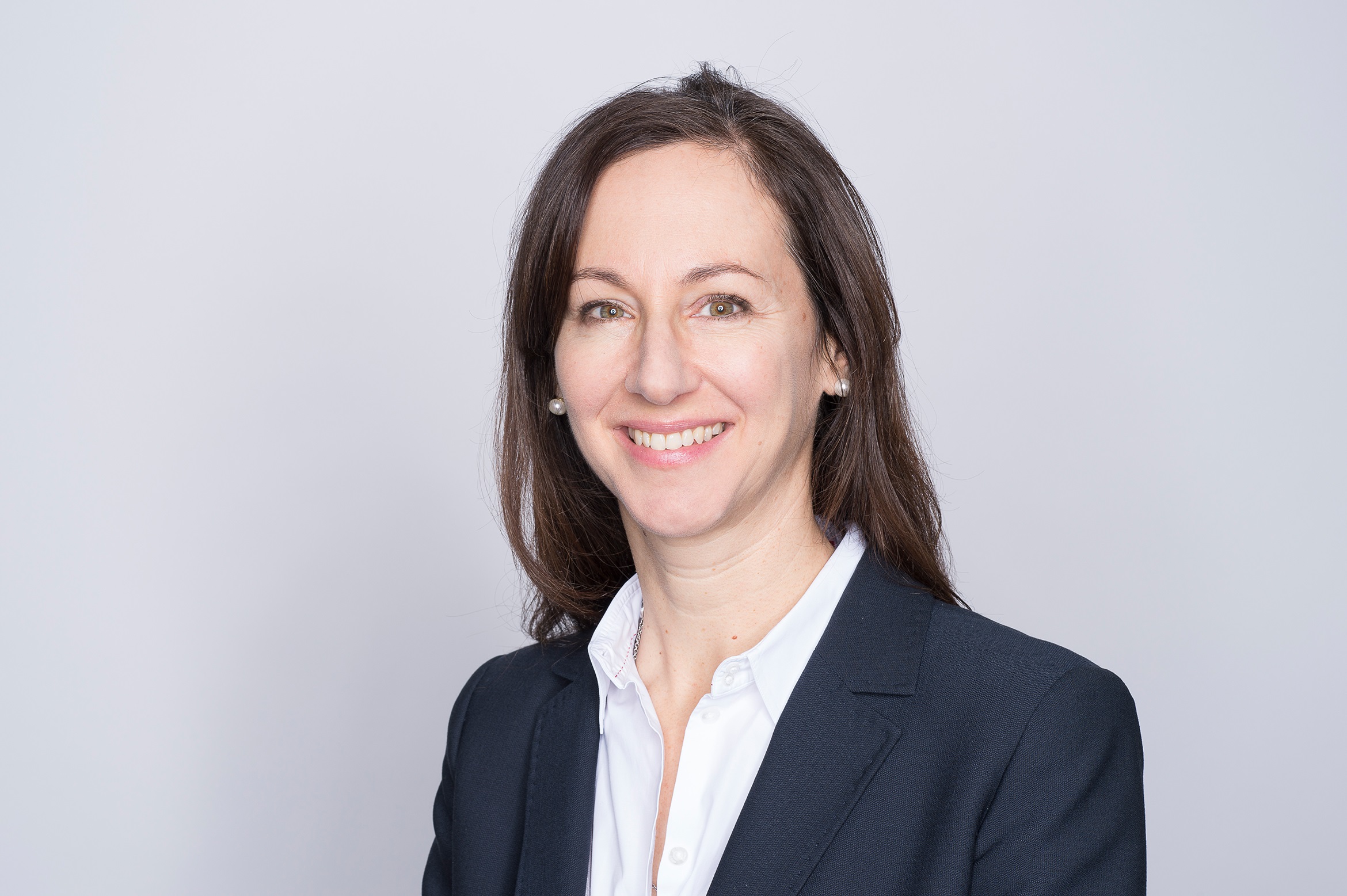 Portraitfoto Doris Agotai