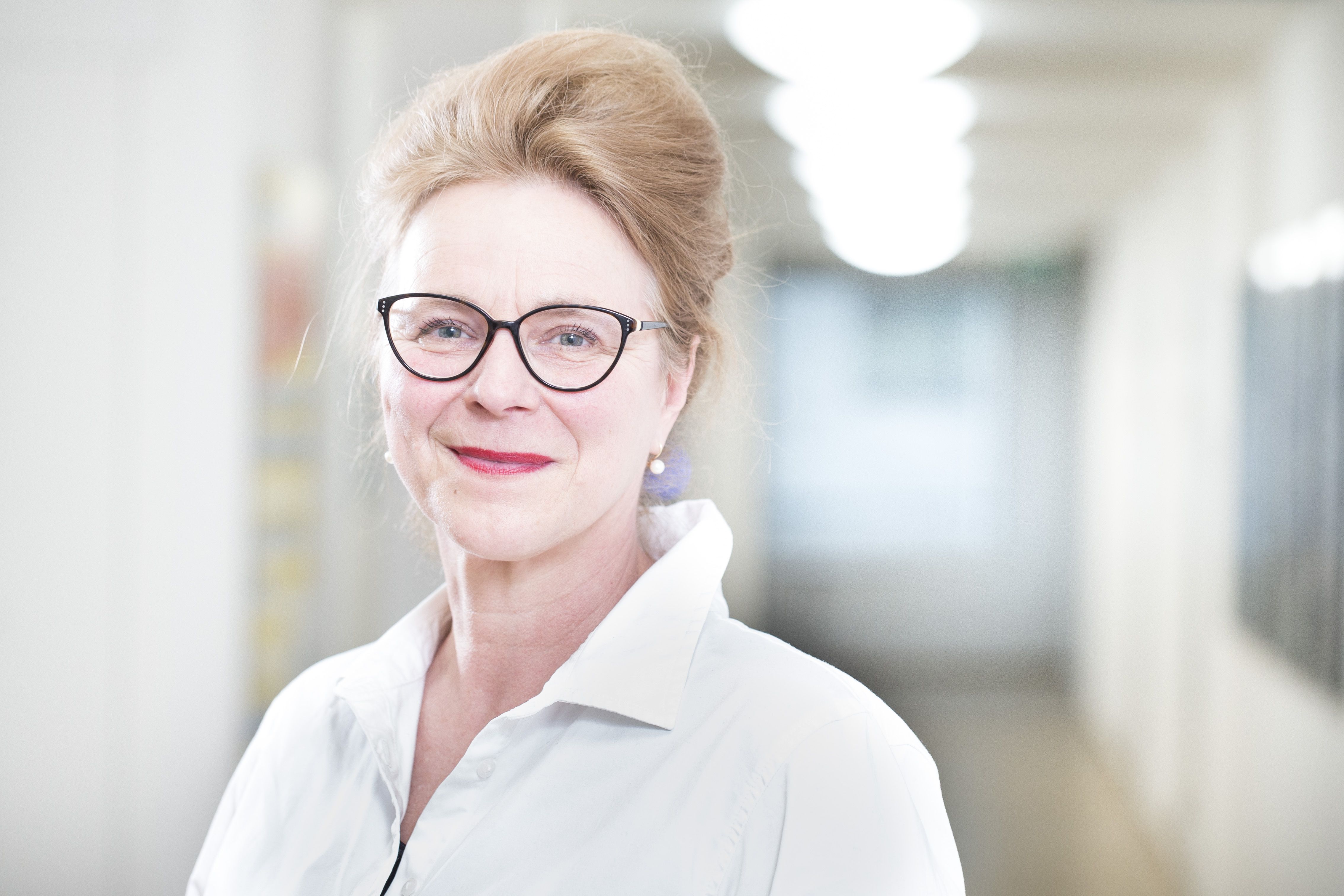 Portrait of Arda Teunissen, Mitglied der Geschäftsleitung Spitex Limmat AG