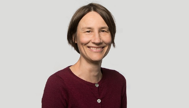 Portrait of Monika von Fellenberg, Dozentin Institut Integration und Partizipation, Hochschule für Soziale Arbeit FHNW