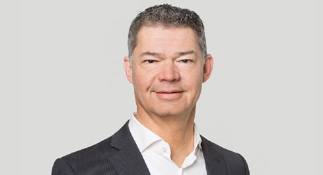 Portrait of Christoph Langenegger, Dozent BSc Bök, Hochschule für Wirtschaft