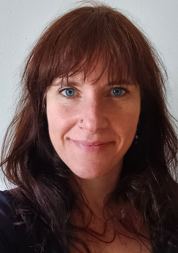 Portrait of Sara Binet