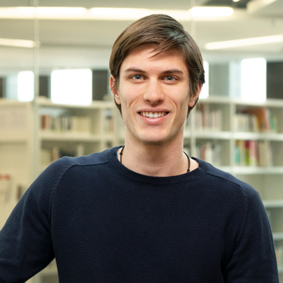 Portrait of Lukas Trümpi, Student Energie- und Umwelttechnik, Kaufmann EFZ mit Berufsmatur