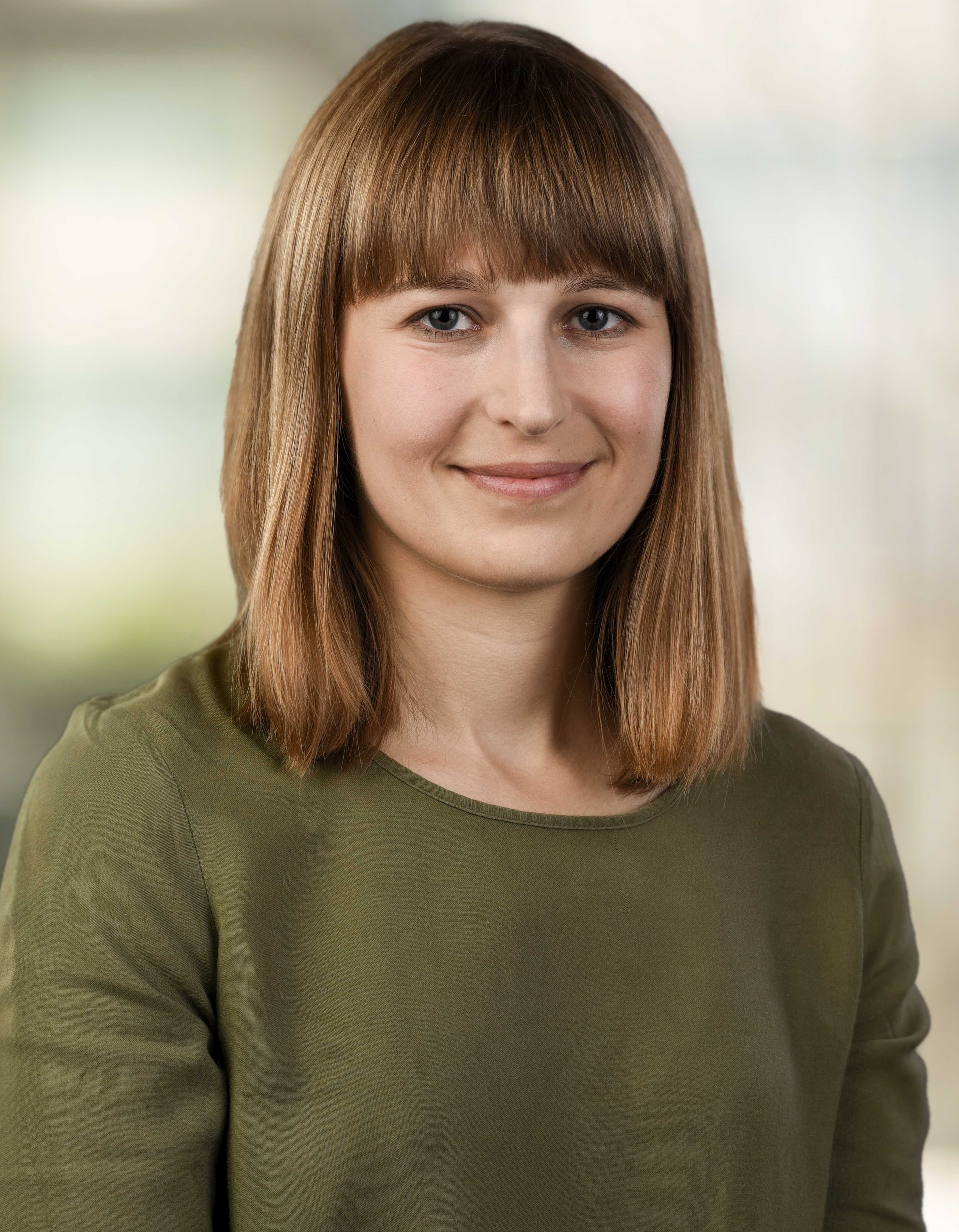 Portrait of Selina Meier – Geoinformatikerin – Basler&Hofmann AG