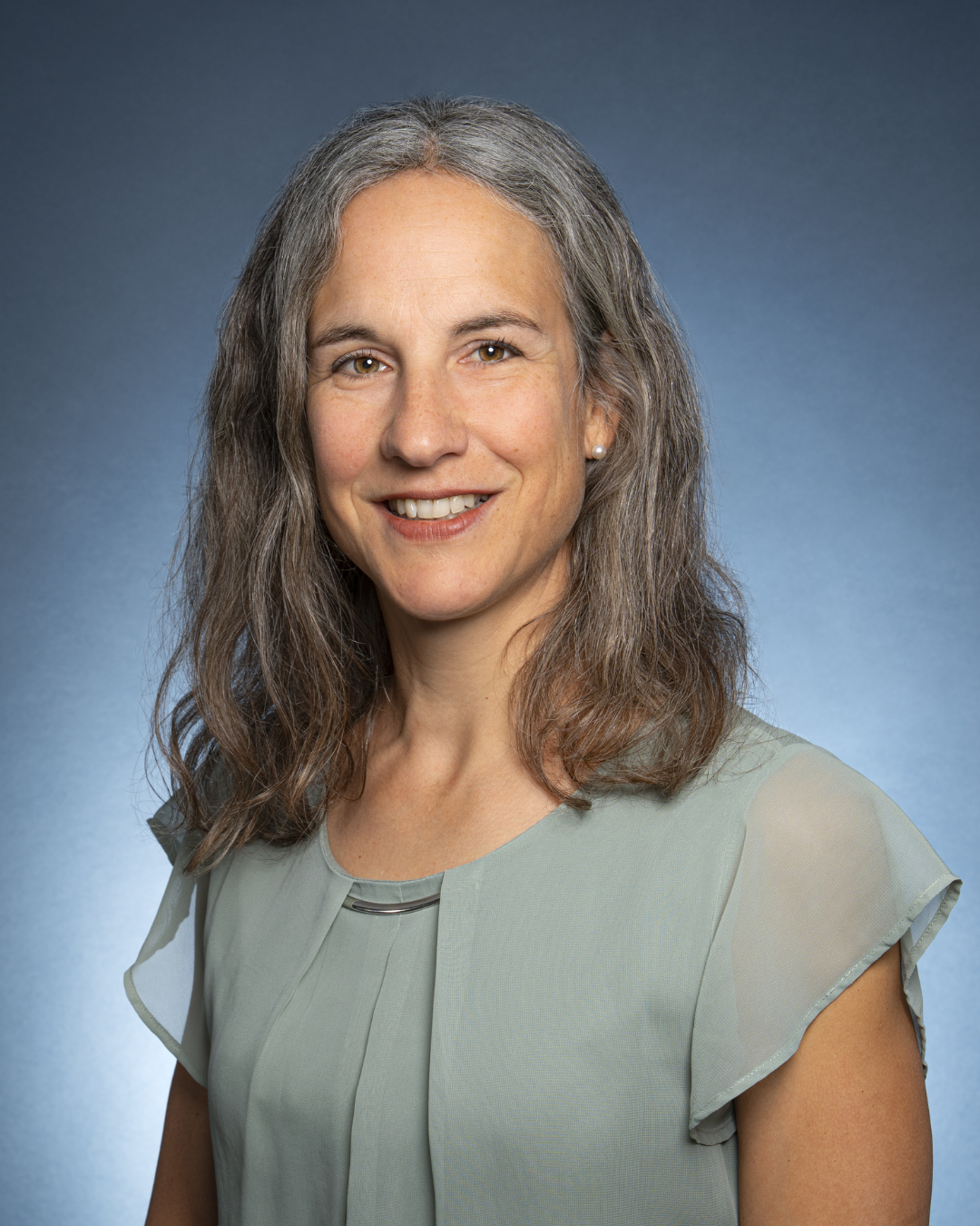 Portrait of Eveline Roesli, Organisation-Manager, Schweizerische Bundesbahnen SBB