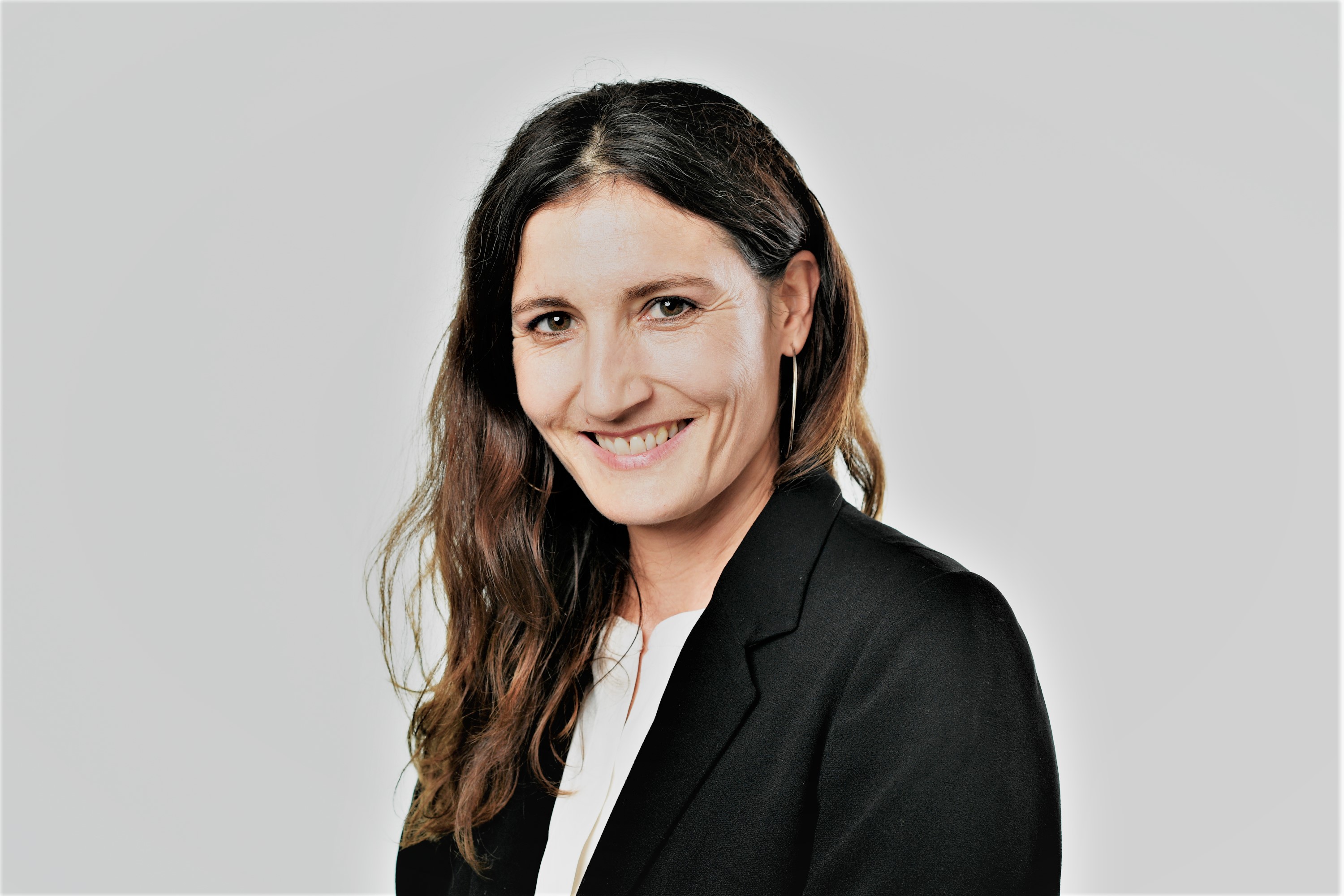 Portrait of Giulia von Salis, R&D Learning Manager bei Bayer Consumer Health