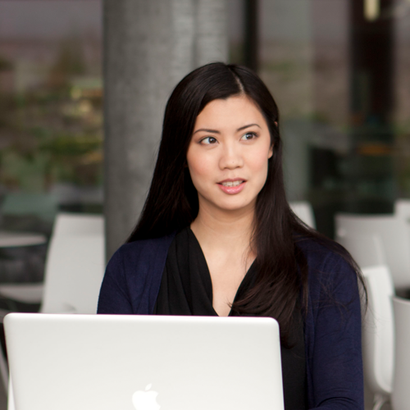 Portrait of Rebecca Loh, student in Engineering and Management at FHNW